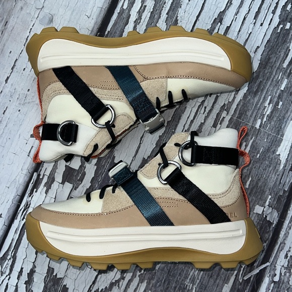 Sorel Women's ONA 503 EQ Mid Shoe - Ceramic, Chalk - Size 7.5 - Picture 6 of 12